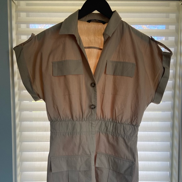 Zara - POPLIN CARGO JUMPSUIT - Picture 7 of 11